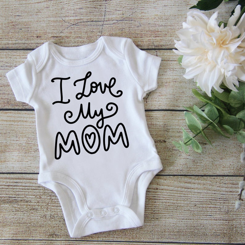 Mother's Day Gift | I Love My Mom Shirt